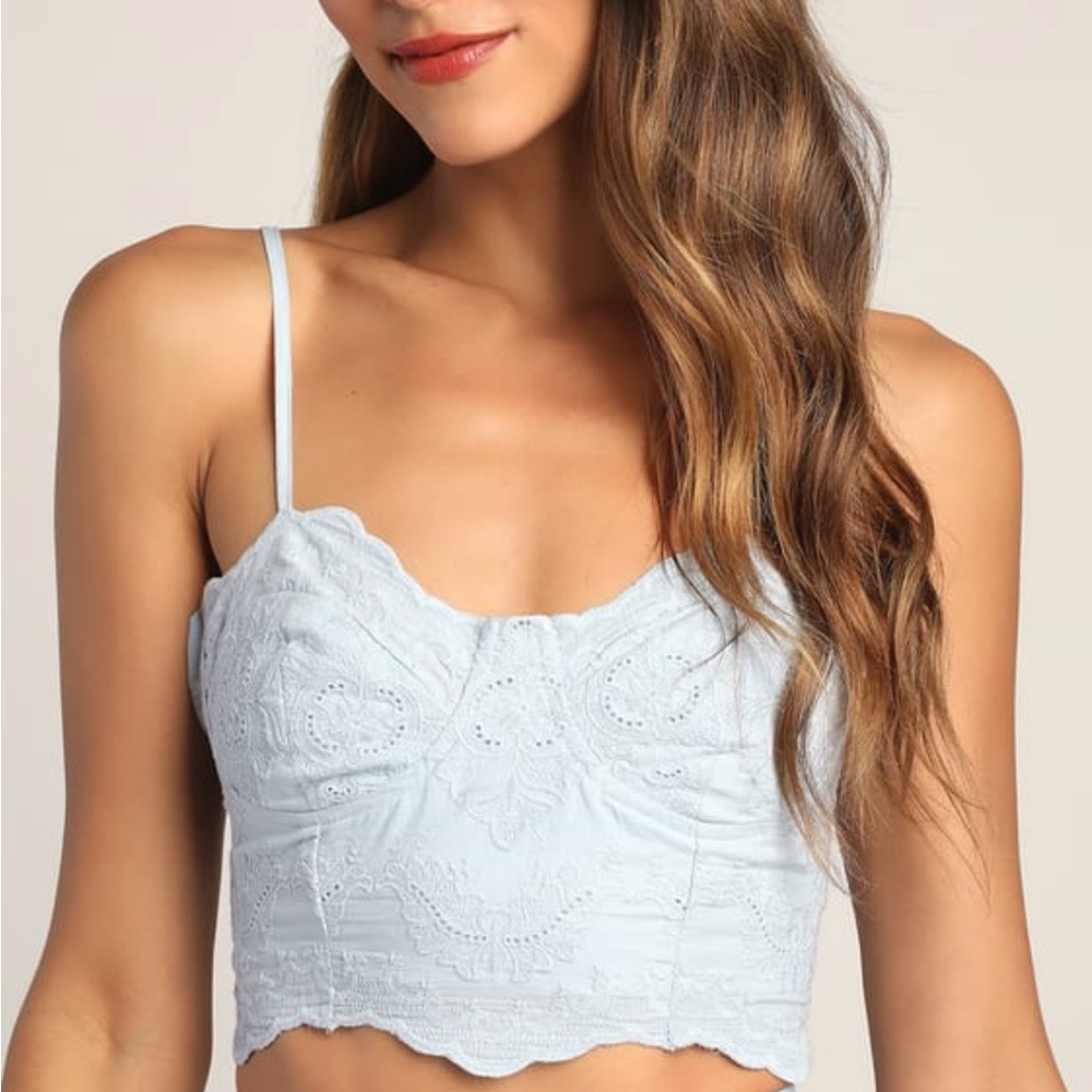 Lulus Summer Soiree Light Blue
Embroidered Crop Top